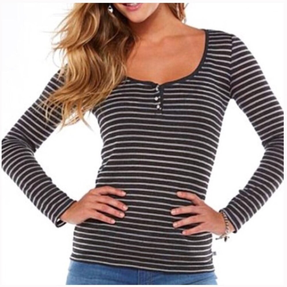 Juicy Couture Black and Gray Striped Long Sleeve Scoop Neck Henley Top XL